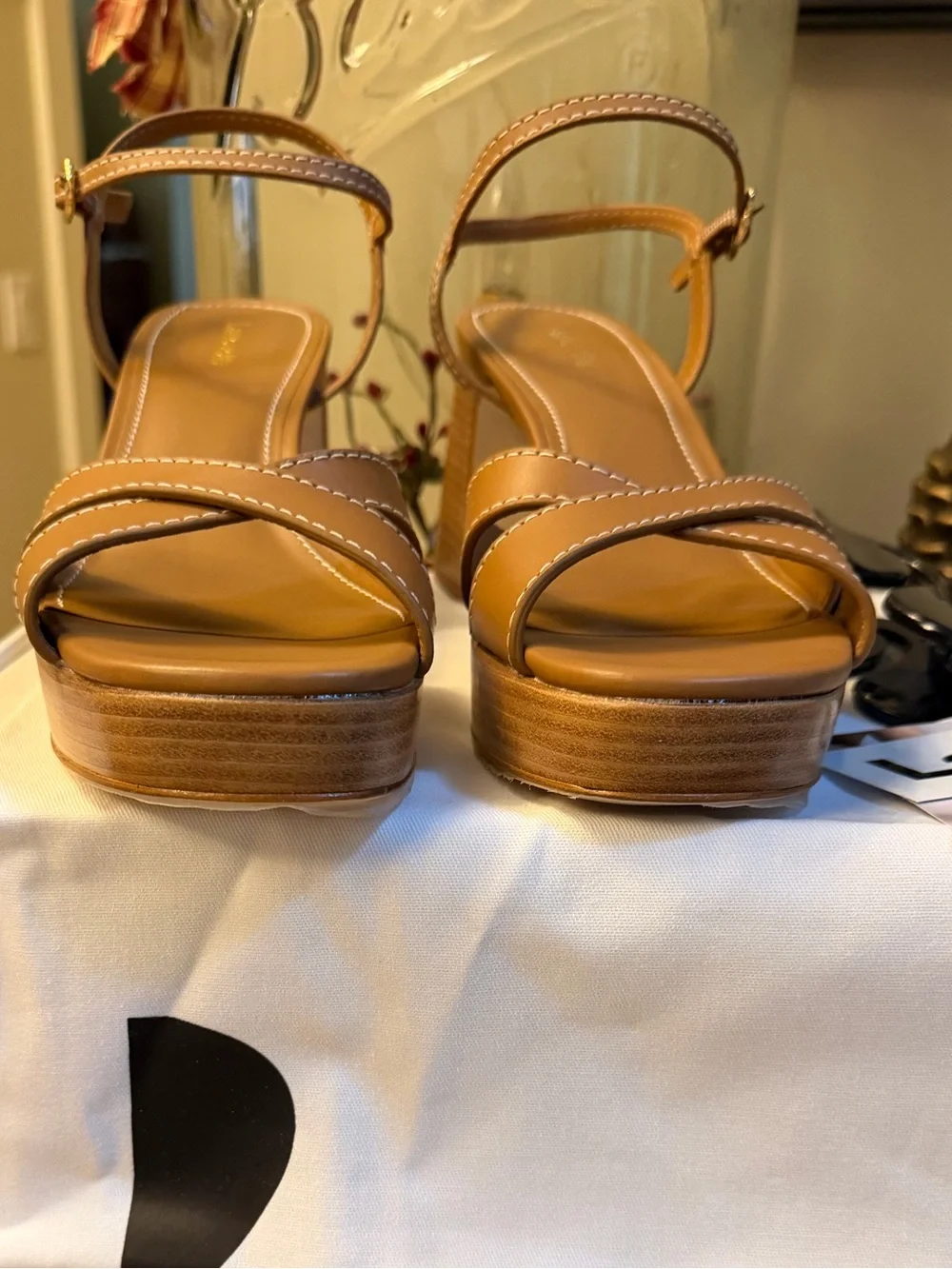 LARROUDE women’s Bianca Low Sandal Vegetale Caramel Leather